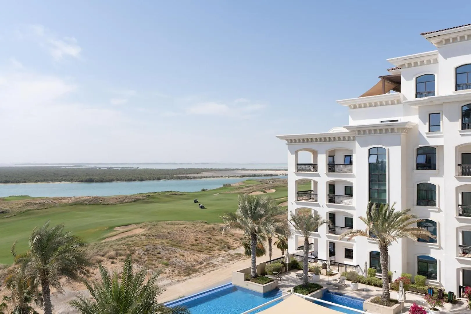 Daire Studio On Yas Island With Complimentary Yas Theme Park Tickets Abu Dabi